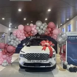 Bàn giao xe Hyundai cho khách hàng tại TP. Hồ Chí Minh